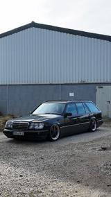 Mercedes-Benz Mercedes Benz W124 S124 E200 T Airride OZ ... - gebrauchte Mercedes-Benz E 200 aus dem Jahr 1993