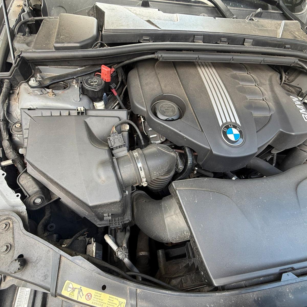 BMW 320 2009 — фото 10