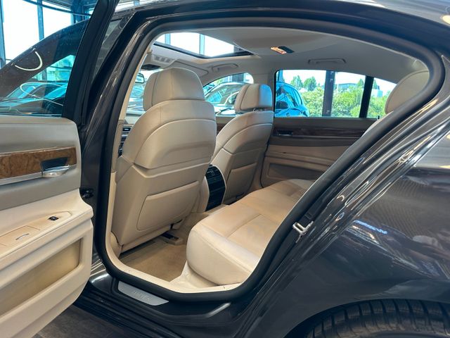 BMW 740 *Softclose*Memory*Spurwächsel*BI-XENON*