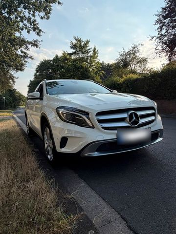 MERCEDES-BENZ Mercedes Benz Gla 180