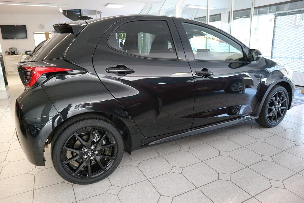 Mazda 2 Hybrid