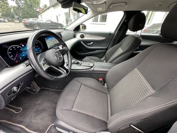 Mercedes E 300 - 9