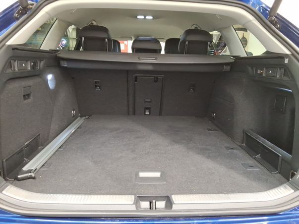 Volkswagen Passat Variant - Bild 8