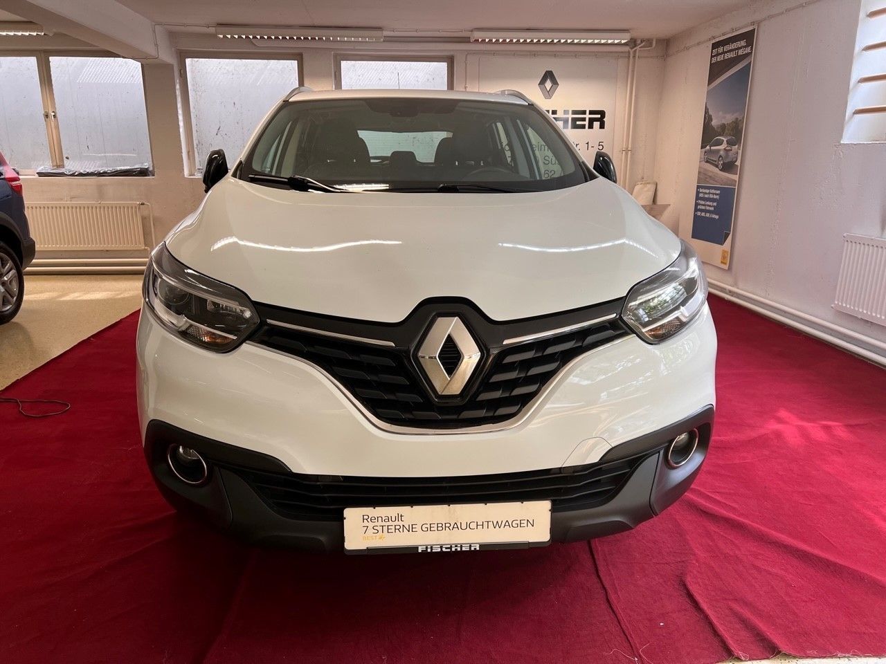 Fahrzeugabbildung Renault Kadjar Limited TCe 130 Allwetterreifen
