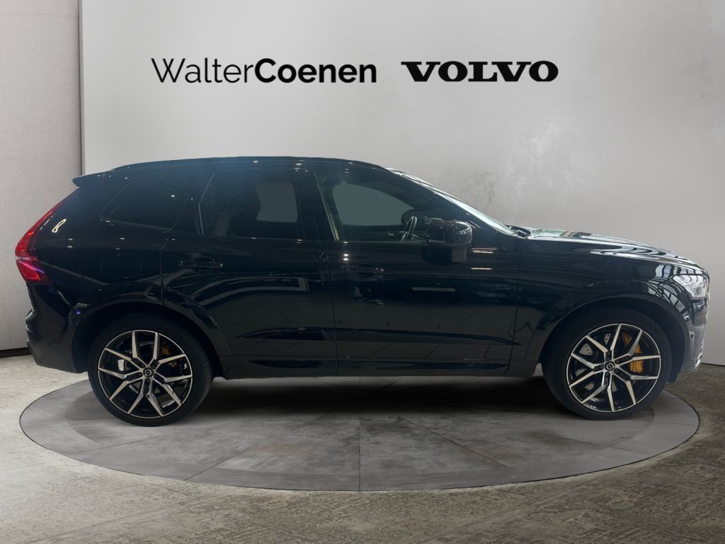 VOLVO XC60 T8 AWD Recharge Polestar Engineered VOLVO XC60 T8 AWD Recharge Polestar Engineered