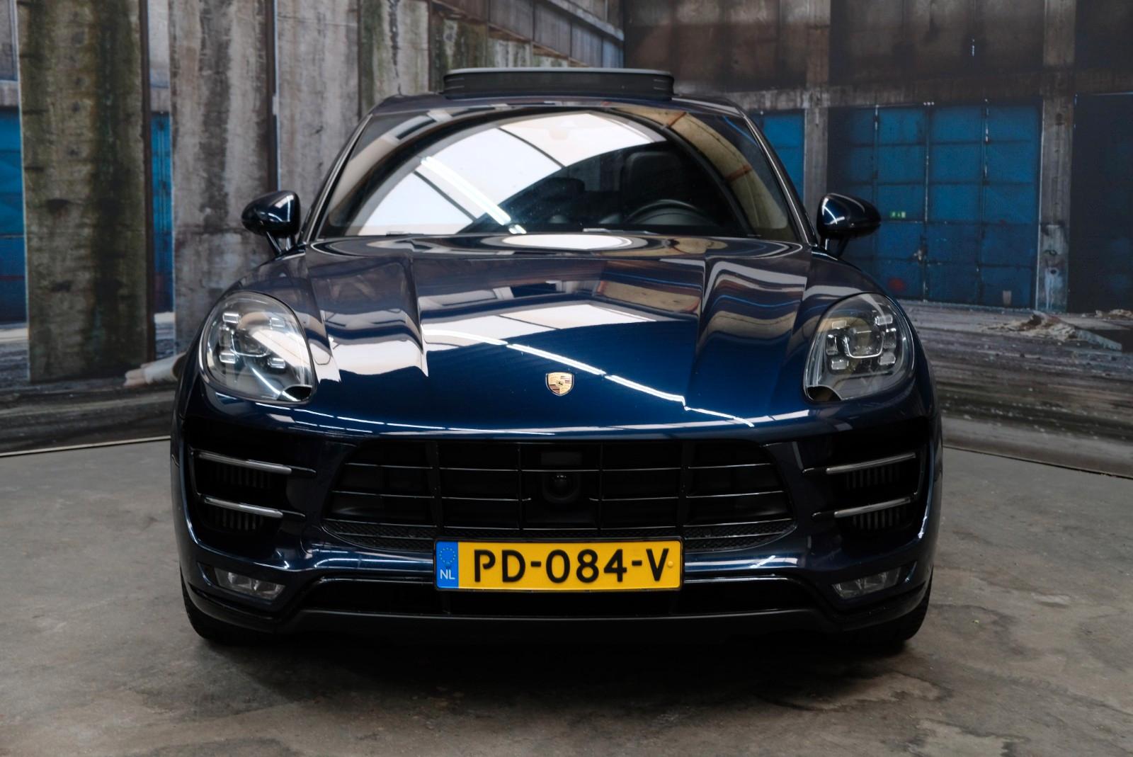 Porsche Macan 3.6 Turbo*LED*Sport-Chrono*Pano*Luft*Voll