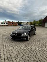 Mercedes-Benz C 220 CDI T BlueEFFICIENCY  - Mercedes-Benz C 220 aus 2012 mit Diesel-Antrieb: Kombi