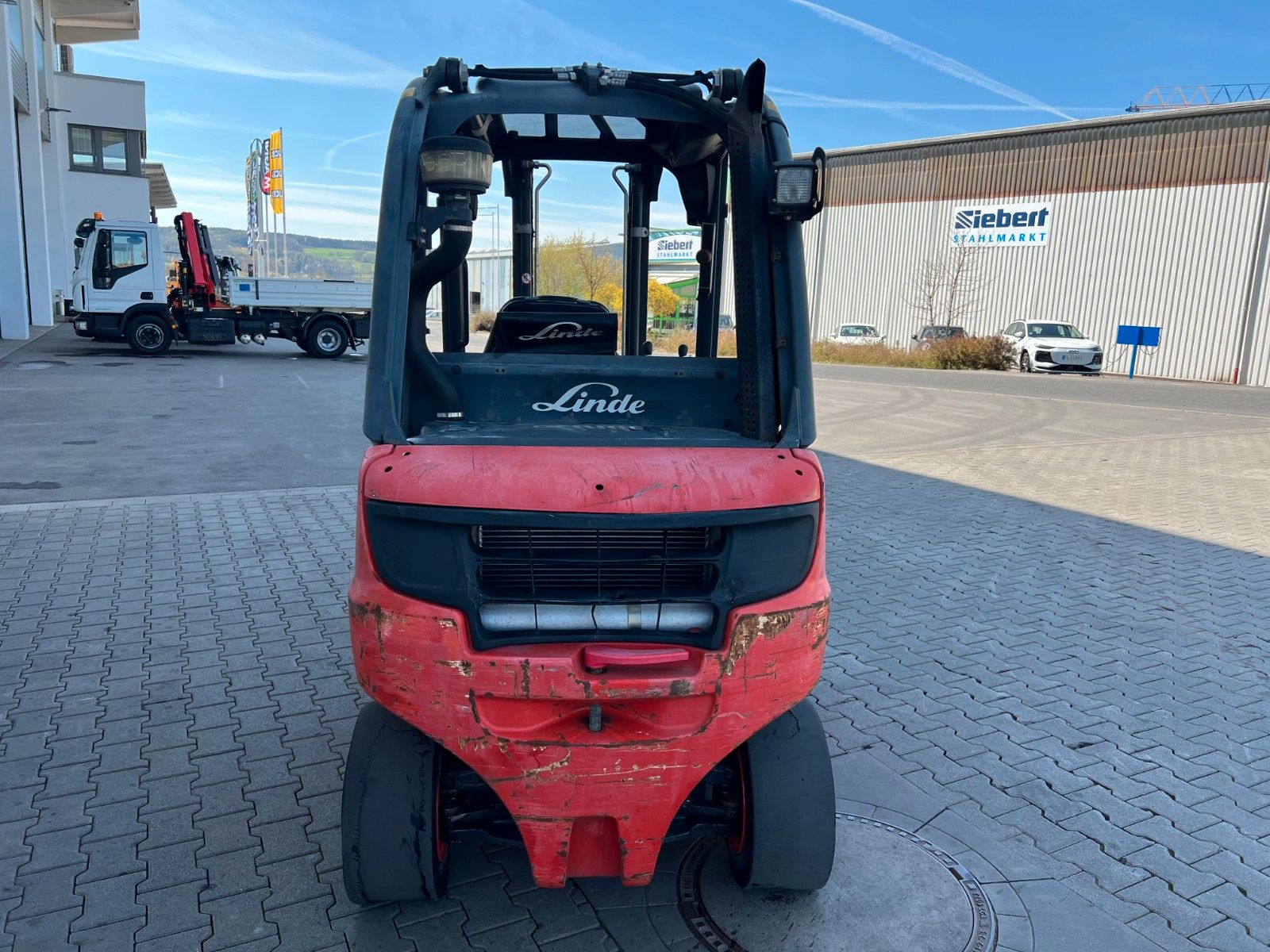 Fahrzeugabbildung Linde H20D-02/600 / 3m / 5.145h / Diesel