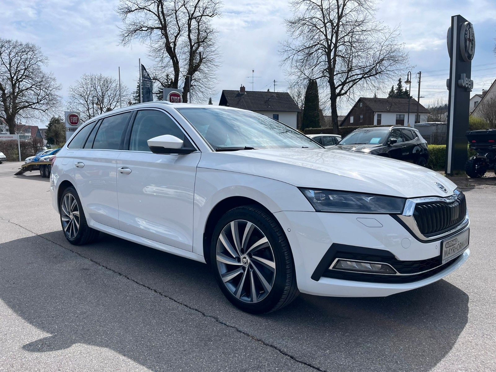 Fahrzeugabbildung SKODA Octavia Combi Style elekt. Sitze virtual  uvm.