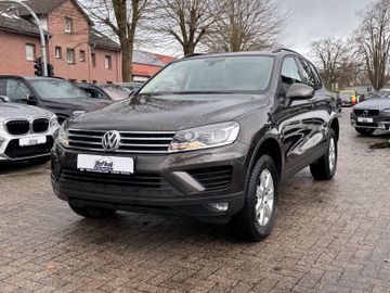 Volkswagen Touareg - 2