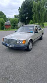 Mercedes-Benz Mercedes 260E W124 Oldtimer H Zulassung TÜ... - Mercedes-Benz S 260 Gebrauchtwagen