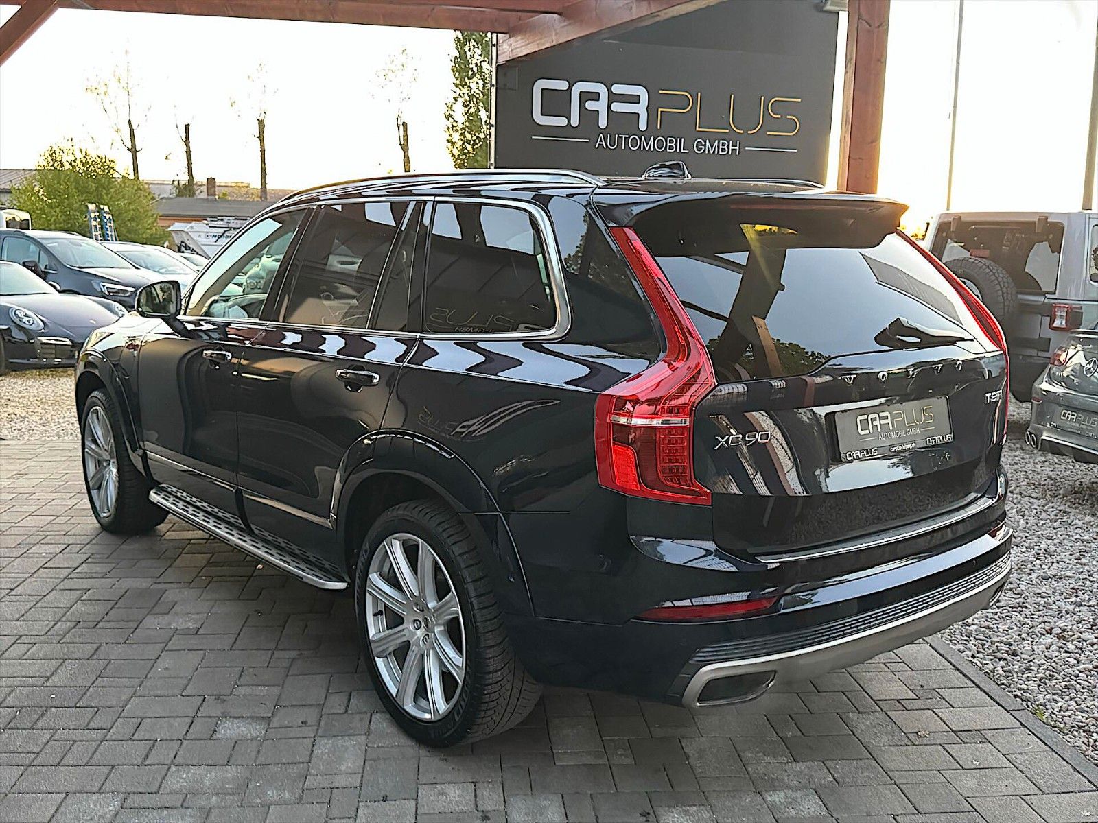 Fahrzeugabbildung Volvo XC90 Inscription T8 Plug-In Hybrid AWD *Pano*LED