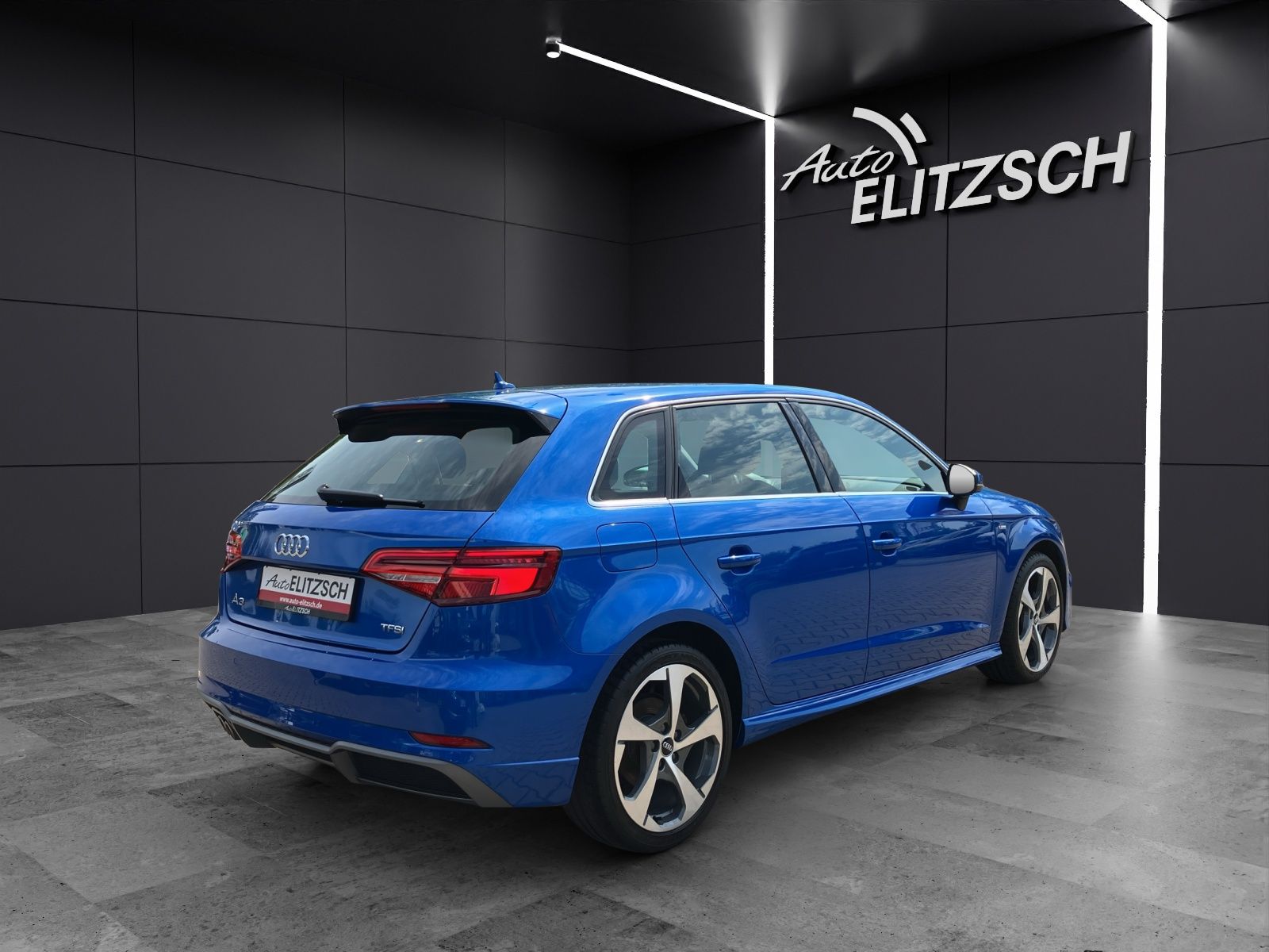 Fahrzeugabbildung Audi A3 Sportback S-Line S-tronic LED Navi ACC SHZ PD
