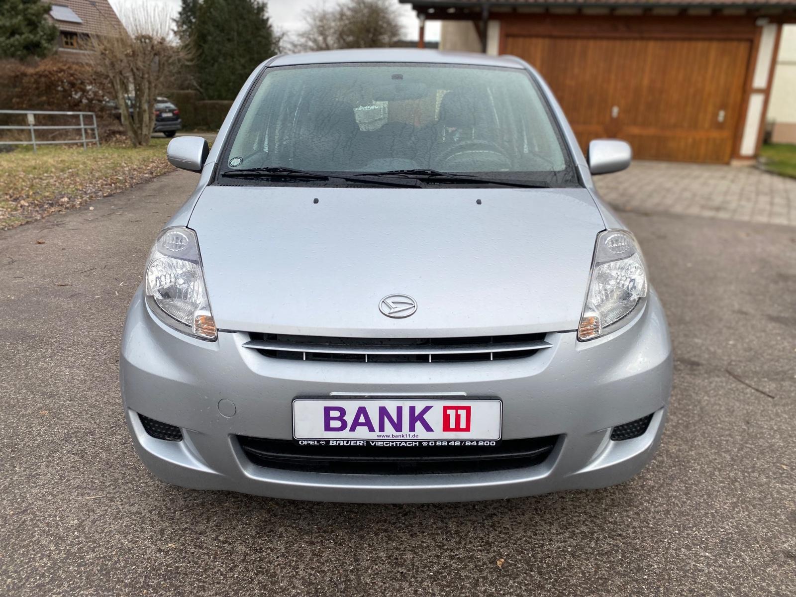 Daihatsu Sirion 1.3*ALLRAD*Ahk*Klimaanlage*TÜV*