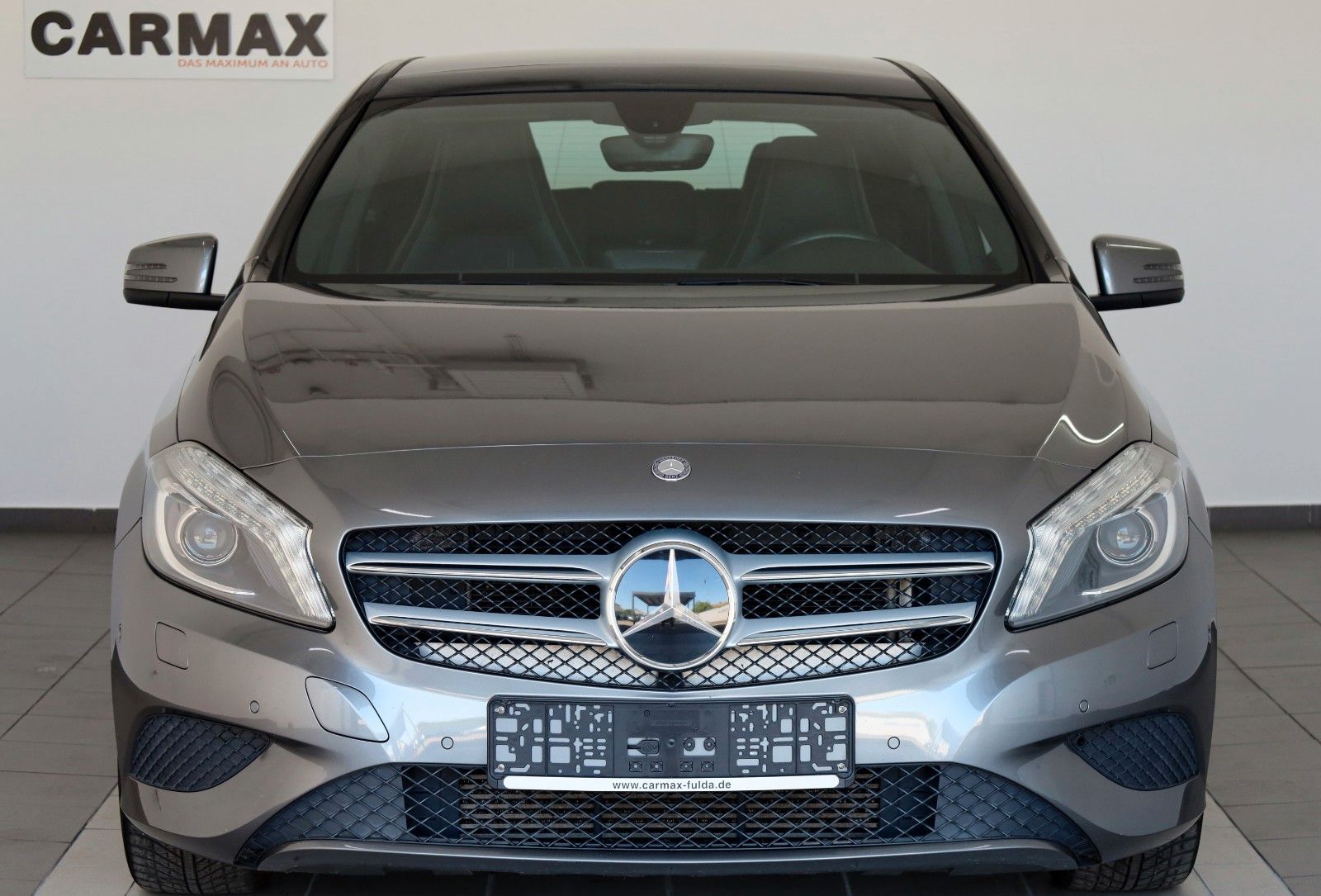 Fahrzeugabbildung Mercedes-Benz A 180 Urban T.Leder,Navi,Xenon,Panorama,SH,PDC