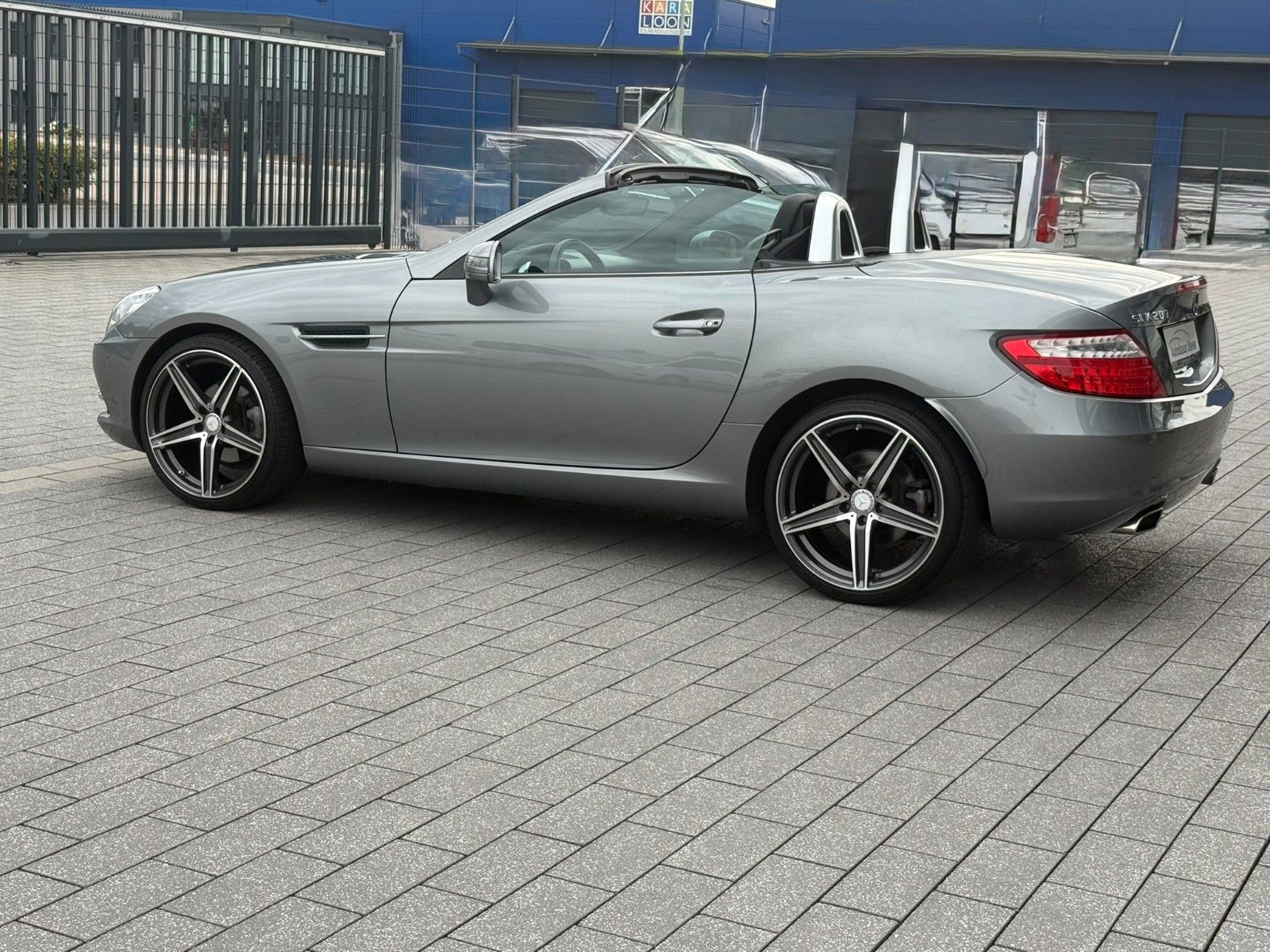 Fahrzeugabbildung Mercedes-Benz SLK 200 SLK Roadster  BlueEfficiency Edition 1