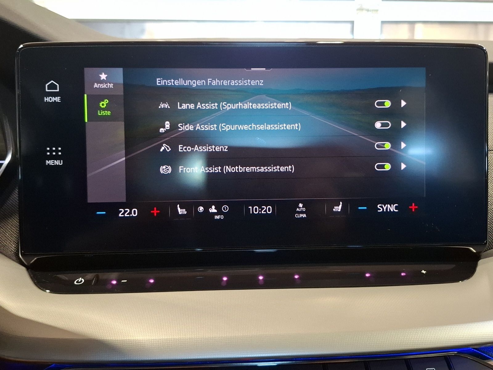 Fahrzeugabbildung SKODA Octavia Combi TDI Style DSG LED Navi HUD PDC SH