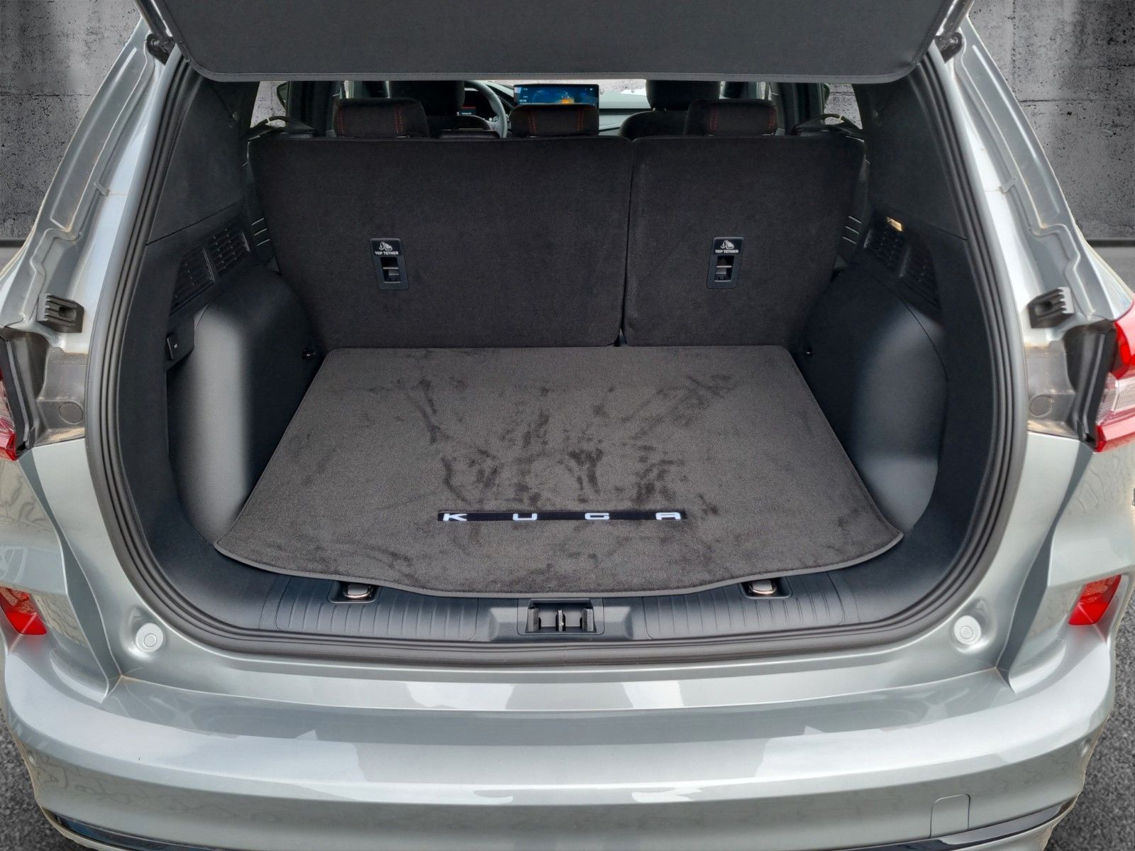 Fahrzeugabbildung Ford Kuga 1.5 EcoBoost ST-Line Automatik