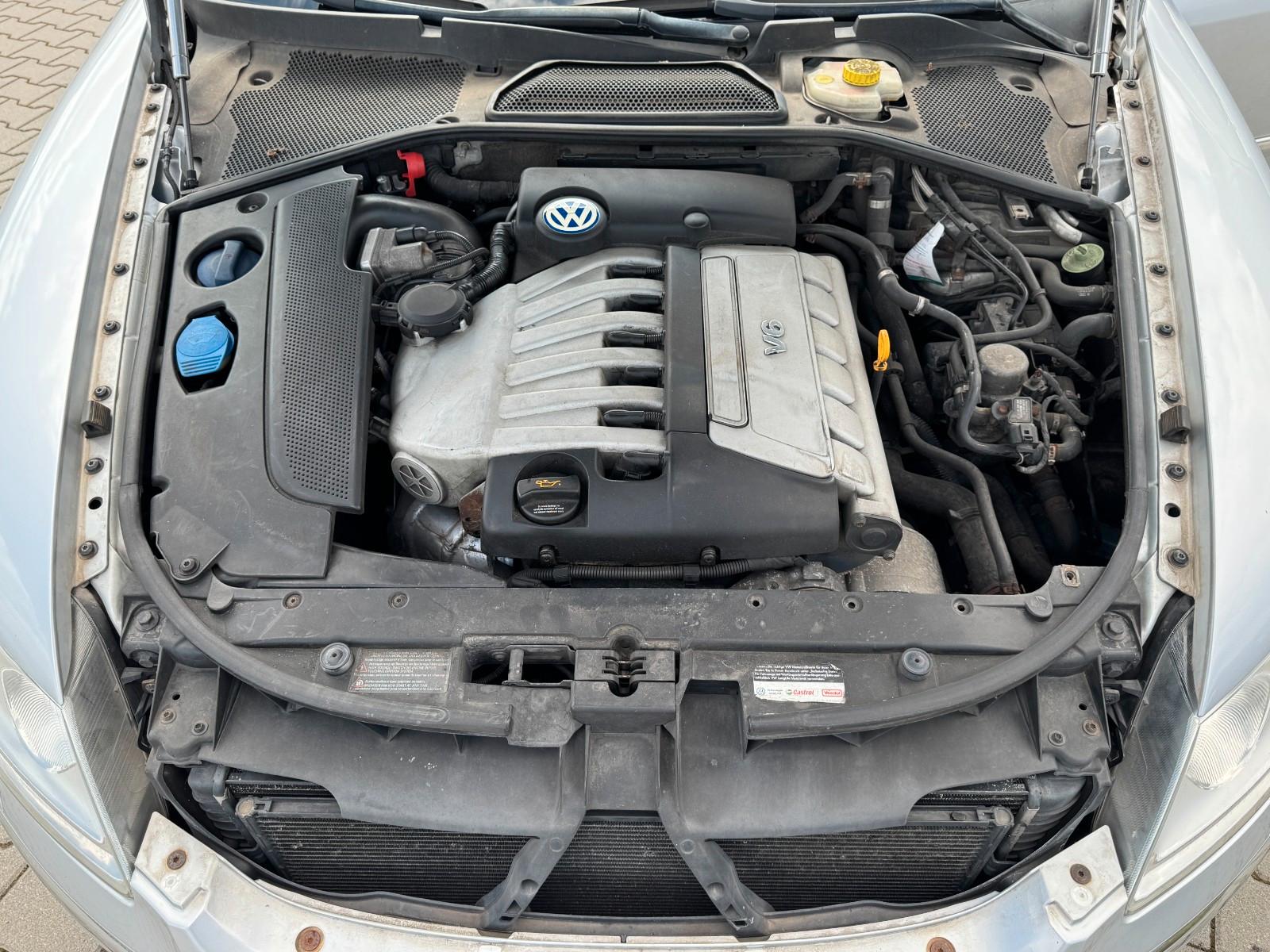 Volkswagen Phaeton 3.2 V6 SCHIEBEDACH SHZ NAVI XENON
