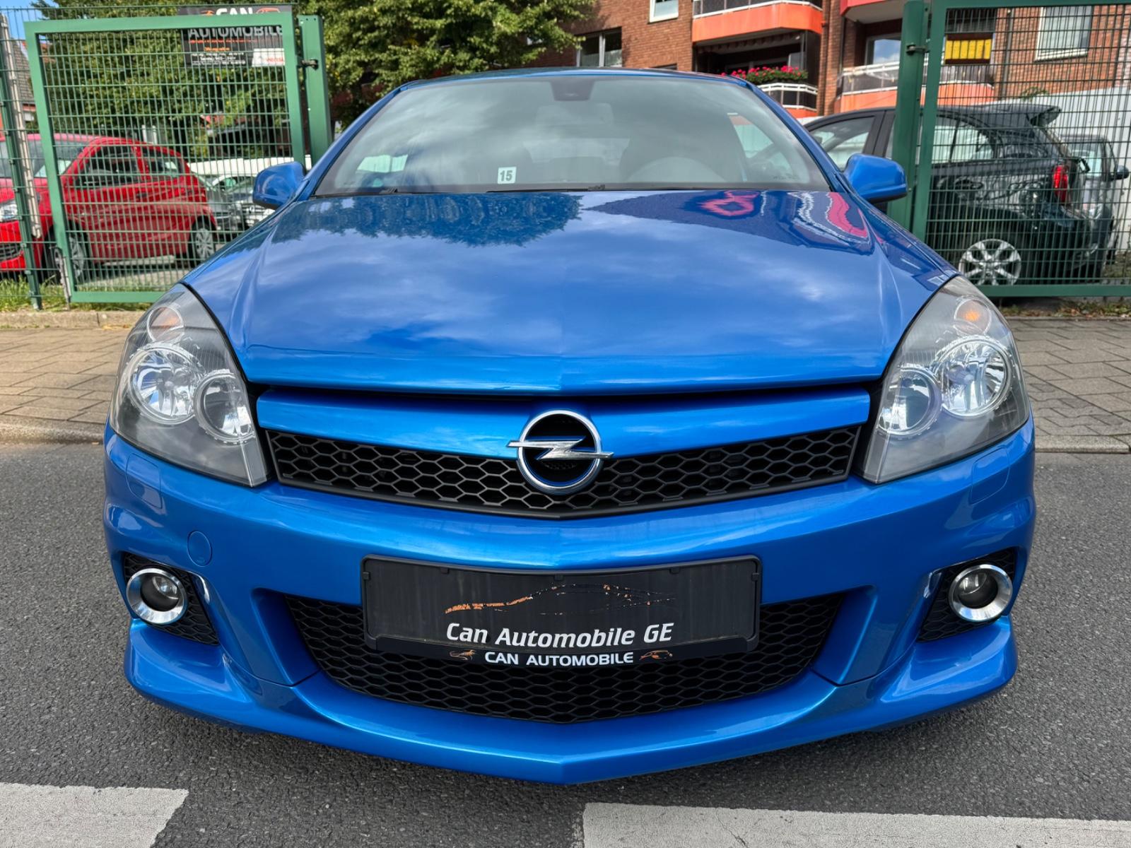 Opel Astra H GTC OPC 2.0 Turbo 241 ch BVM / 1ère main / Recaro / Suspension adaptative