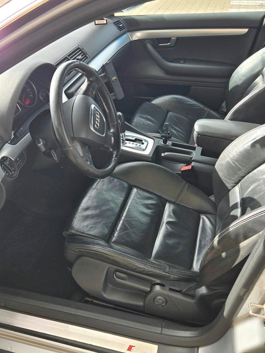 Audi A4 2007 — photo 11