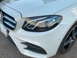 Mercedes-Benz E 300 de T Autom. - - Hybrid (Diesel/Elektro): Alcantara