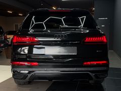 AUDI Q7 50 TDI Competition Plus*HEAD*PANO*360*1.HAND