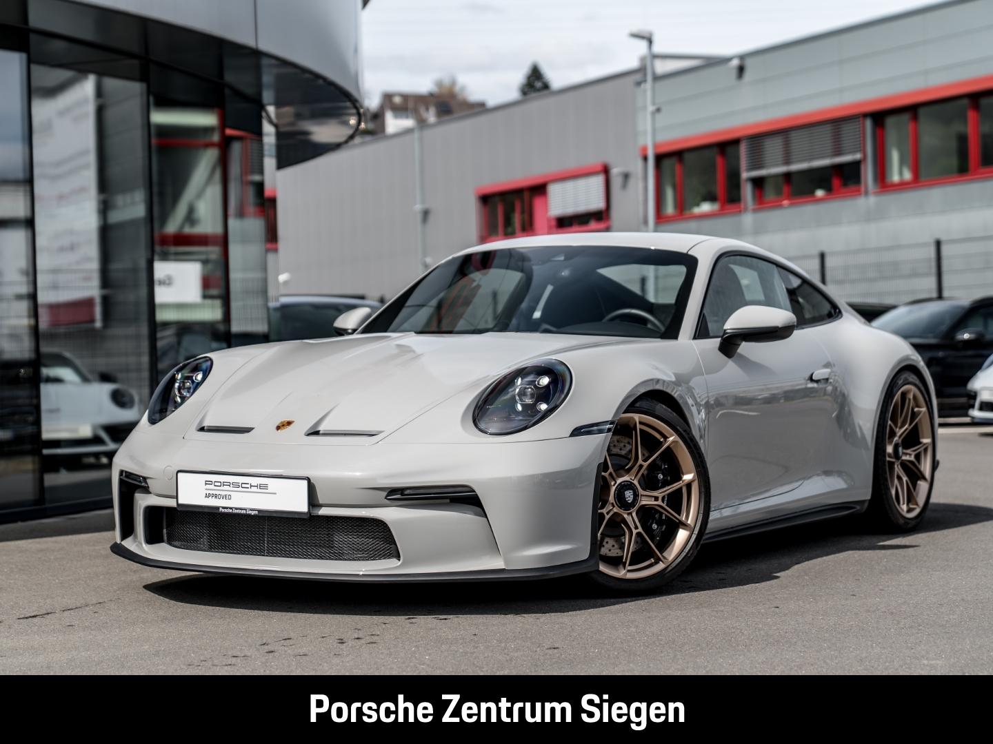 Porsche 992 GT3 mit Touring-Paket Bose LED Dyn. Sperrdif