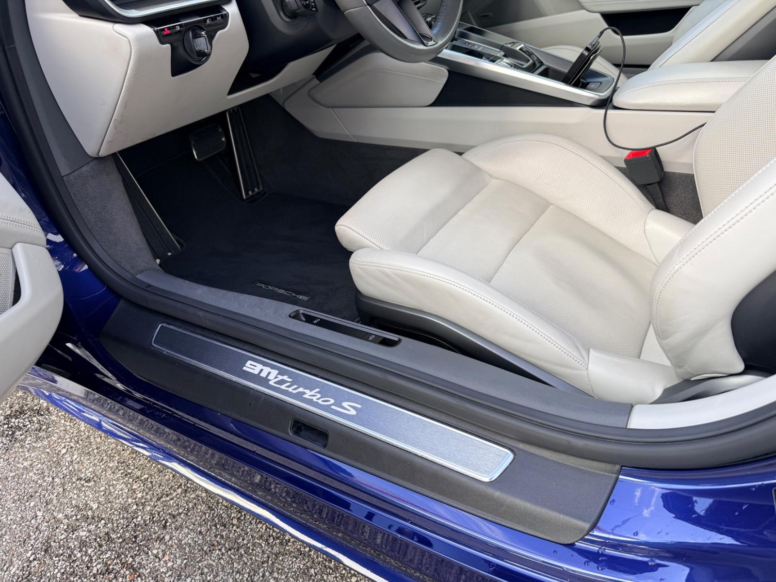 Porsche 992 Turbo S Coupé Aero Exclusive PPF Approved