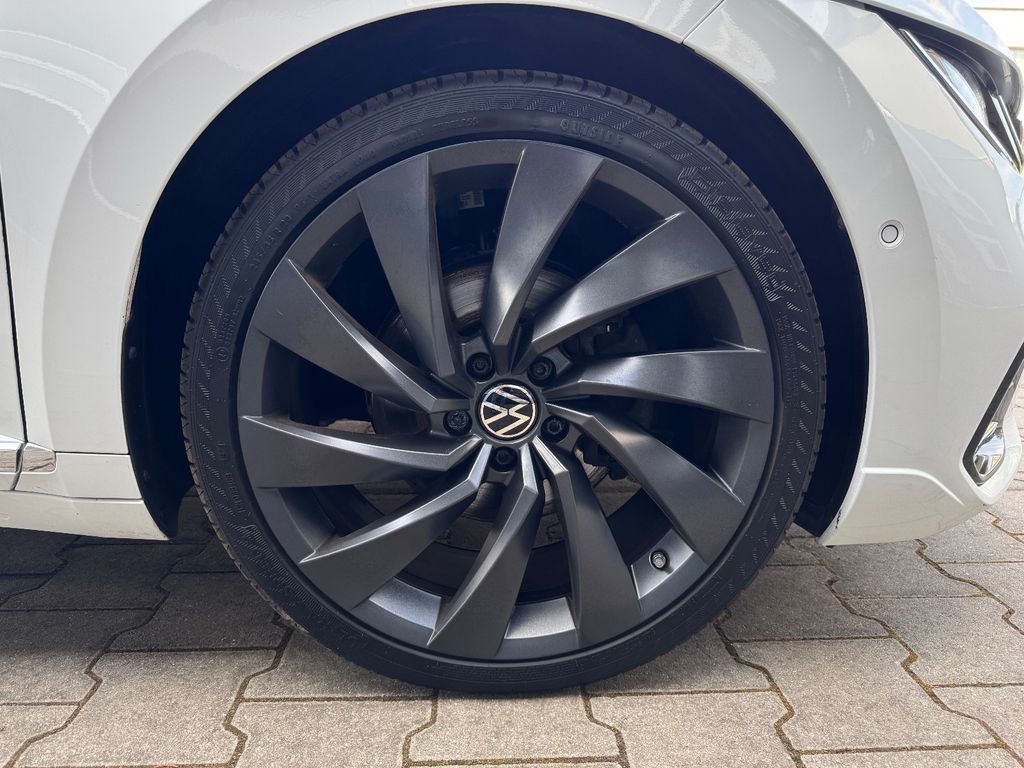VW Arteon 2.0 TDI SB R-Line 4M*PANO*360*ACC*DCC* VW Arteon 2.0 TDI SB R-Line 4M*PANO*360*ACC*DCC*