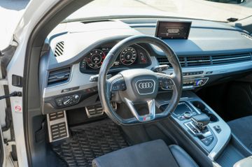 Audi Q7 - 8