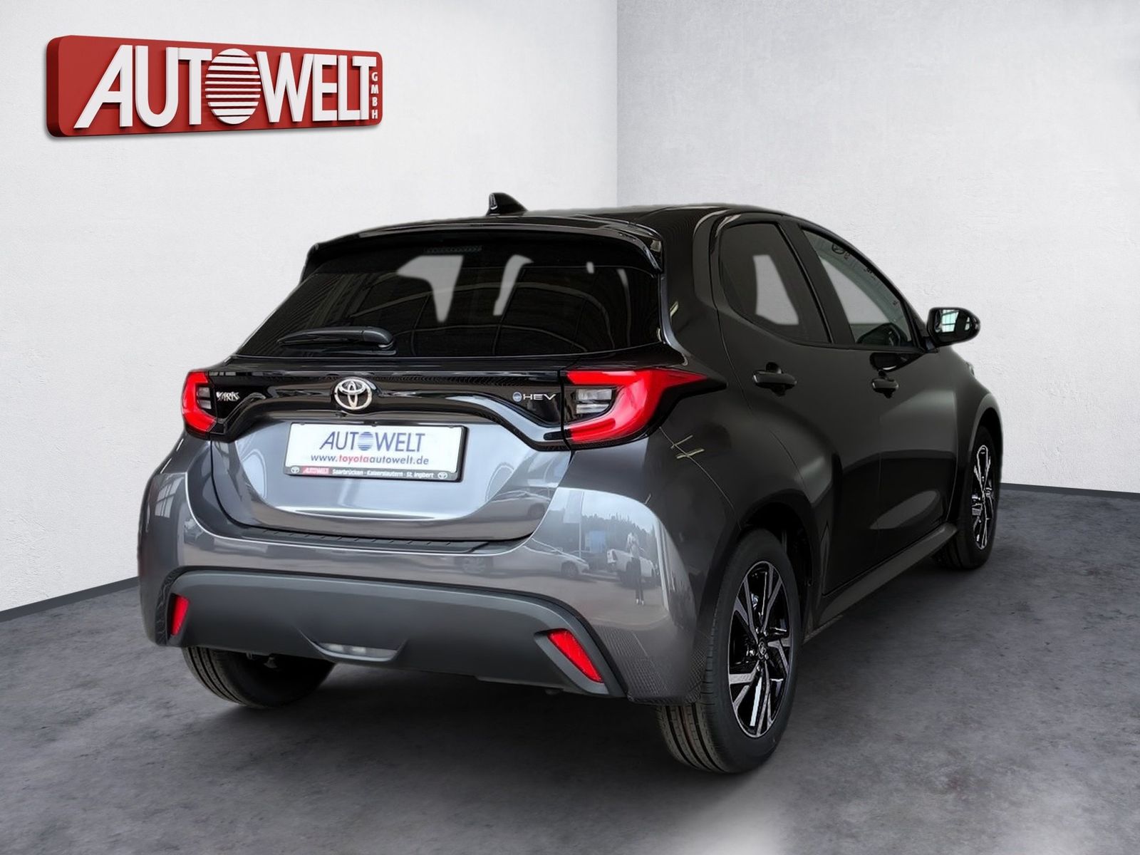 Fahrzeugabbildung Toyota Yaris 1.5 Teamplayer Kamera,LED,SHZ,ACC,Keyless