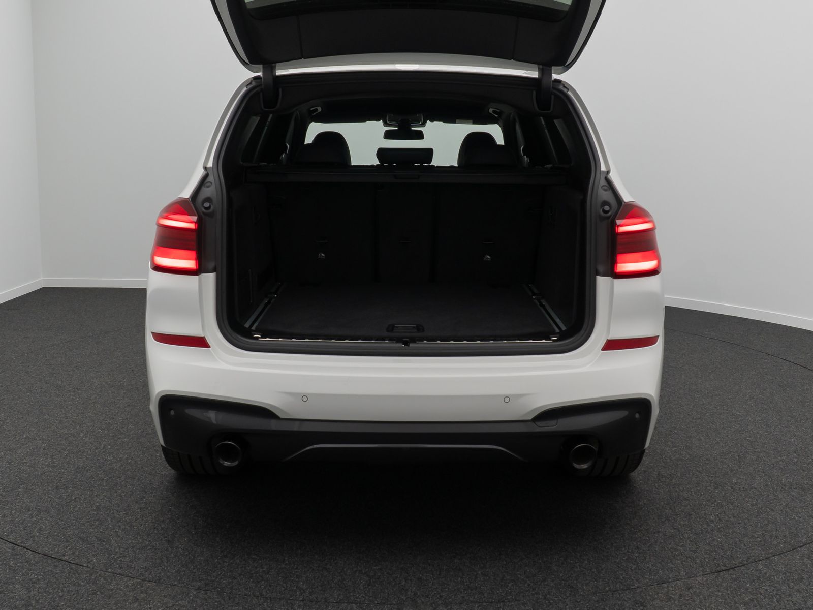 Fahrzeugabbildung BMW X3 xD20d M Sport Kamera DAB CockpitPlus LED 20"