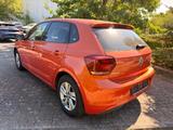Volkswagen Polo 1.0 TSI Comfortline LED-Scheinwerfer SHZ - Volkswagen Polo: Orange