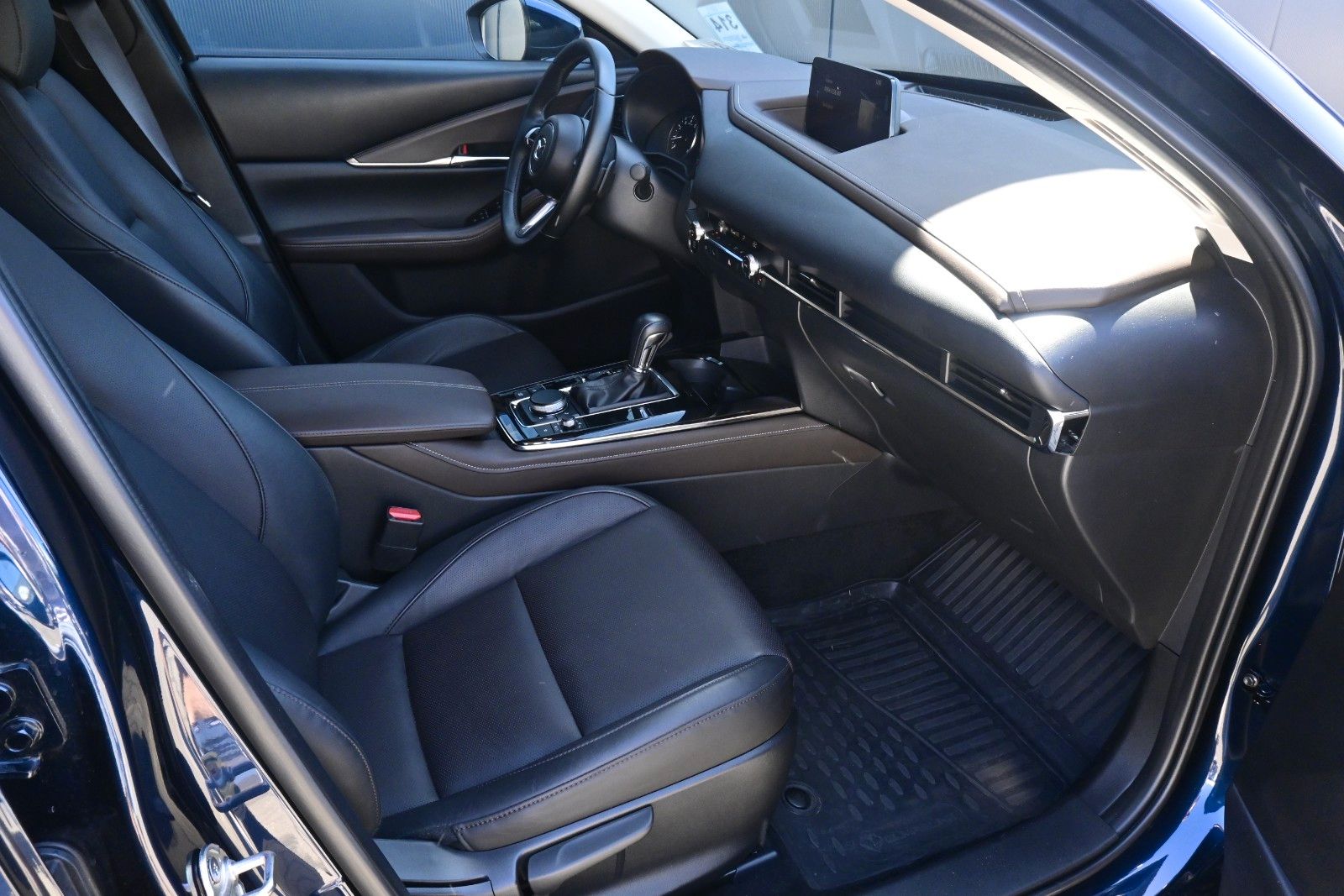 Fahrzeugabbildung Mazda CX-30 Takumi 2WD *Leder*360°ACC*Matrix LED