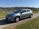 Opel Astra J Lim. 5-trg. Edition 2.0CDTI 165ps - Opel Astra mit Diesel-Antrieb: 2.0