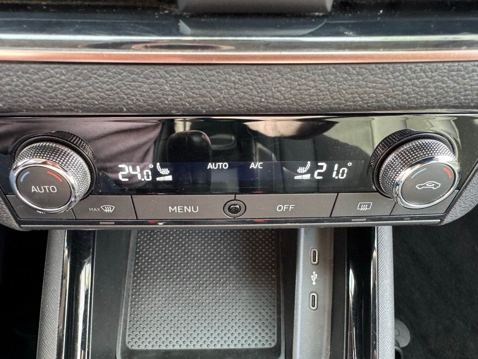 Fahrzeugabbildung SKODA Kamiq 115PS 6-Gang*PDC*LED*Alcantara/Leder