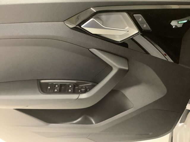 A1 Sportback S line 30 TFSI 85(116) kW(PS) S tro
