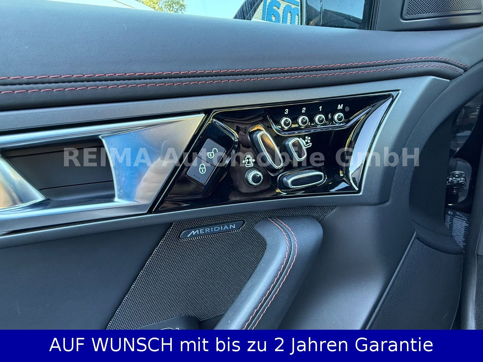 Fahrzeugabbildung Jaguar F-TYPE Coupe R  AWD, Pano, deutsche Auslieferung