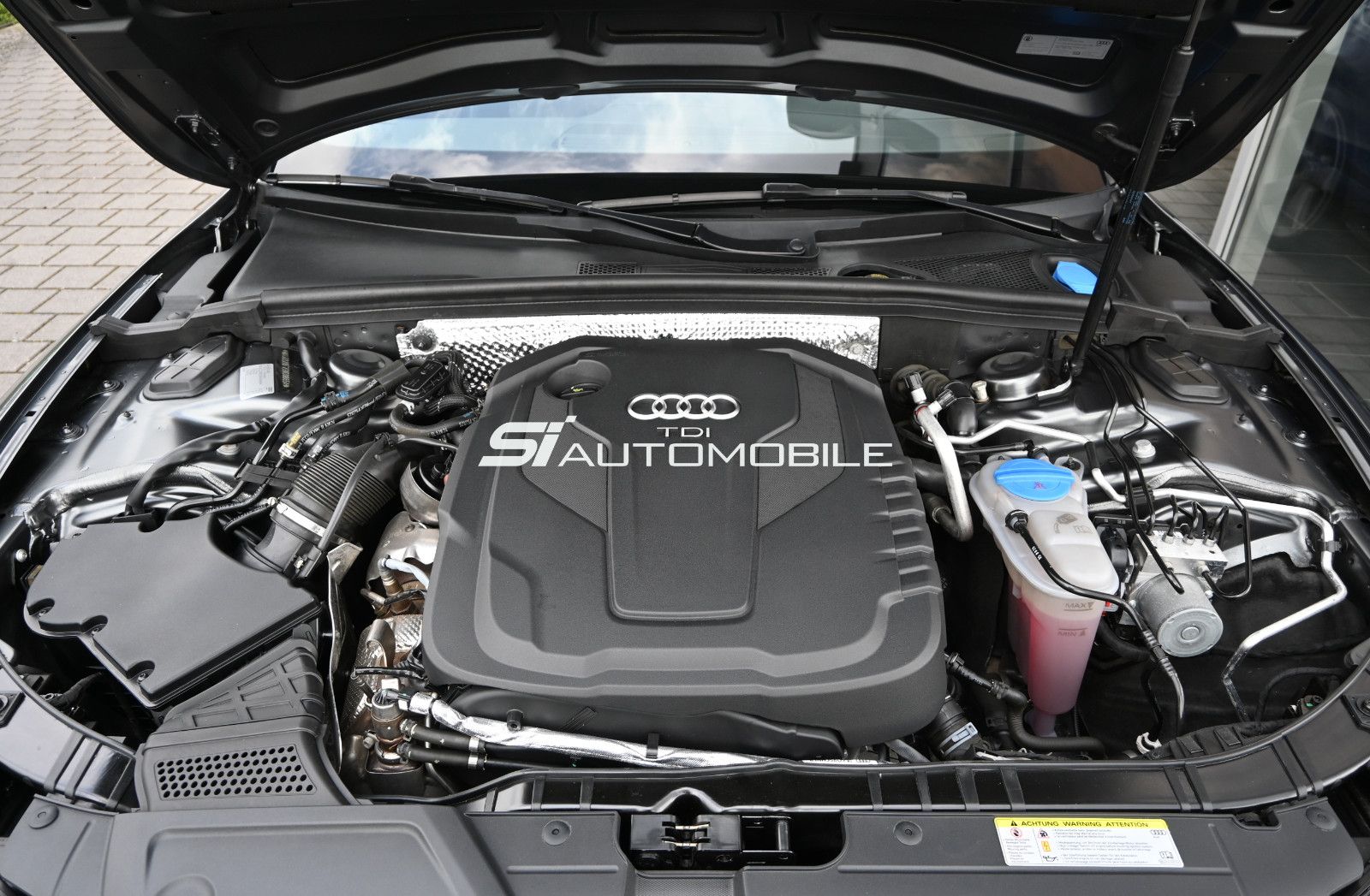 Fahrzeugabbildung Audi A5 2.0 TDI qu. Cabrio S LINE SPORT ED. PLUS °MMI