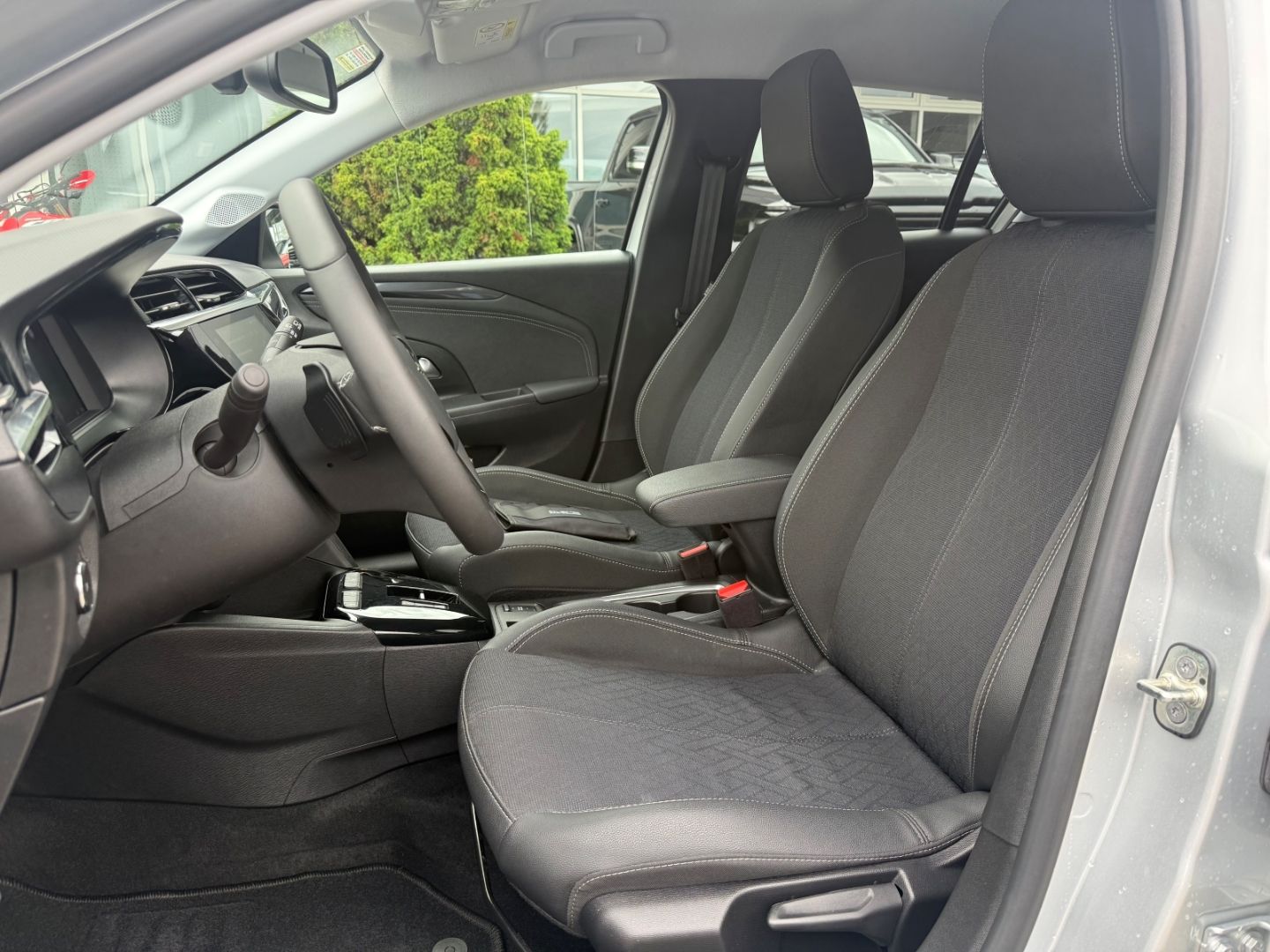 Fahrzeugabbildung Opel Corsa F Elegance SHZ+Kamera+Allwetter