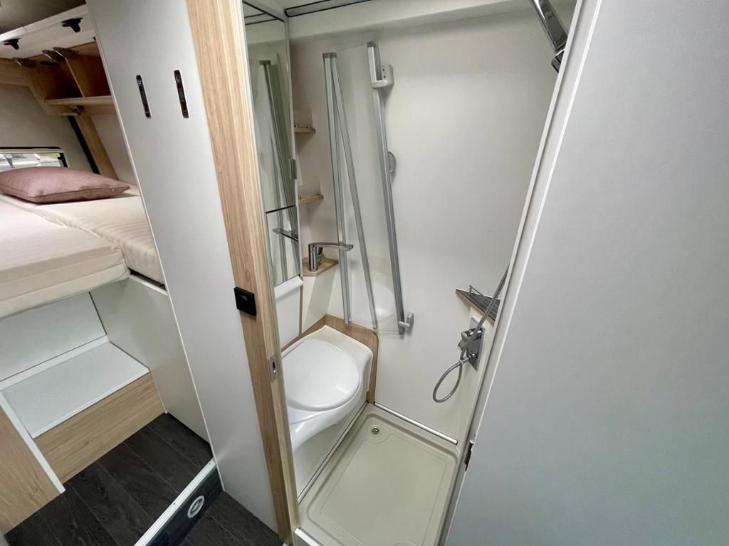 Fahrzeugabbildung Mercedes-Benz Sprinter 419 CDI 4x4 Yucon Frankia 6.0 LED*DISTR