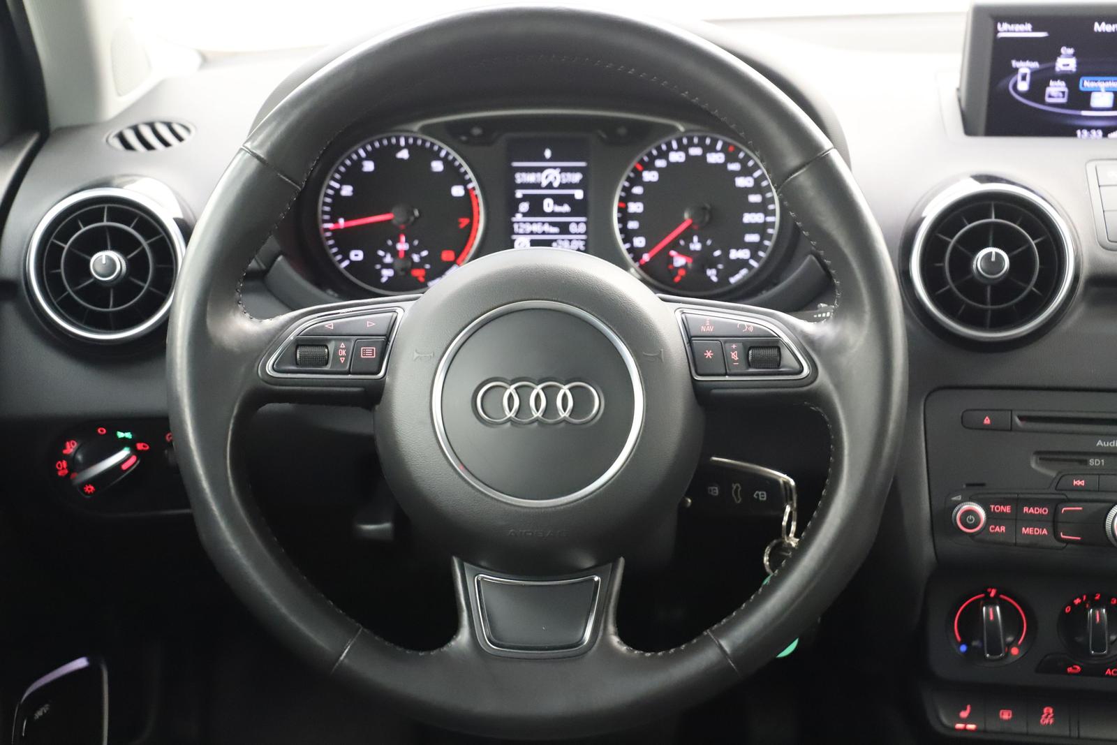 Audi A1 1.4TFSI 122PS S tronic ambition BOSE 1Hand