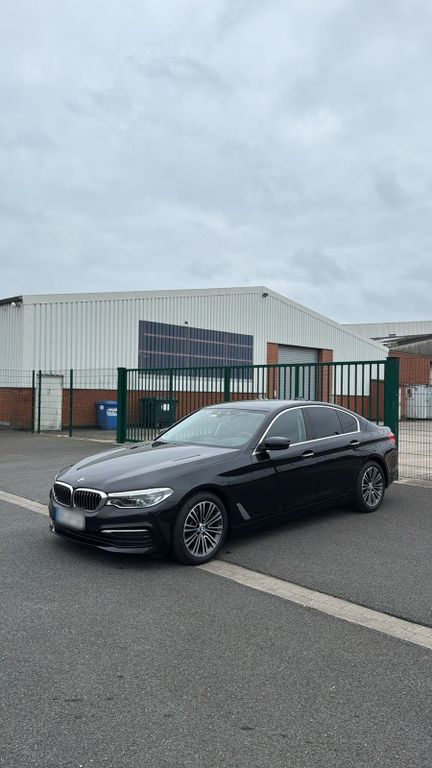 Image of BMW 530