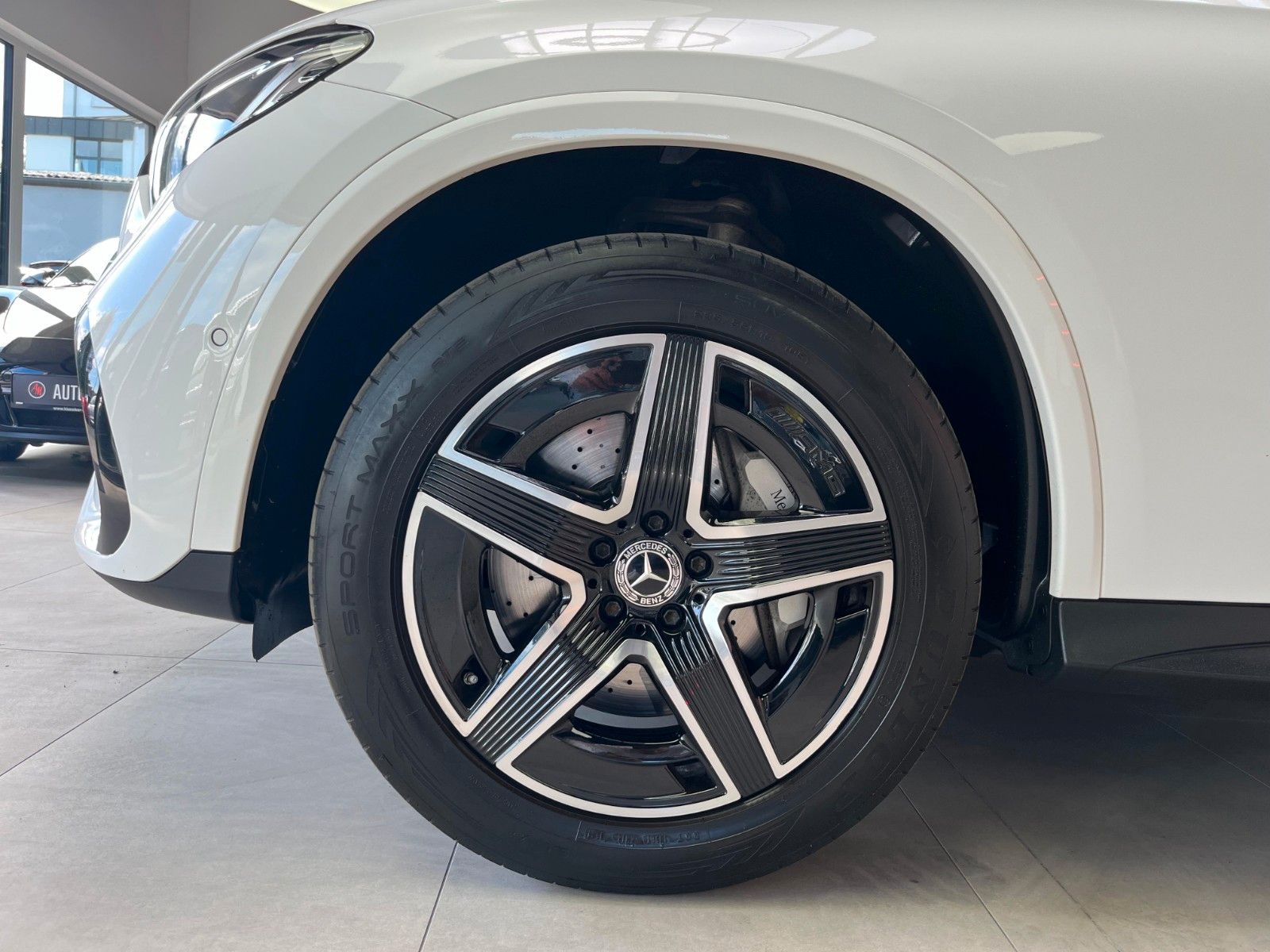 Fahrzeugabbildung Mercedes-Benz GLC 300 de 4Matic AMG-Line*Night*AHK*ACC*19"*