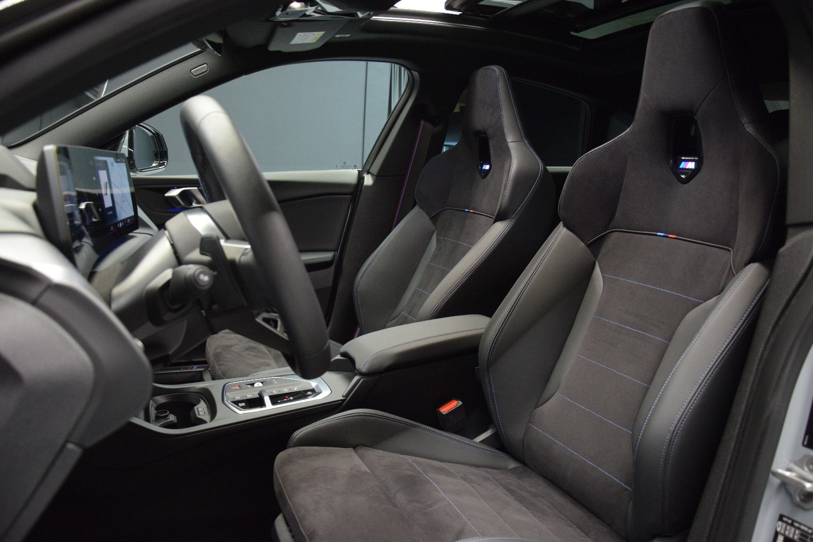 Fahrzeugabbildung BMW 220 i Gran Coupé M Sport Pano H&k Memory Schale
