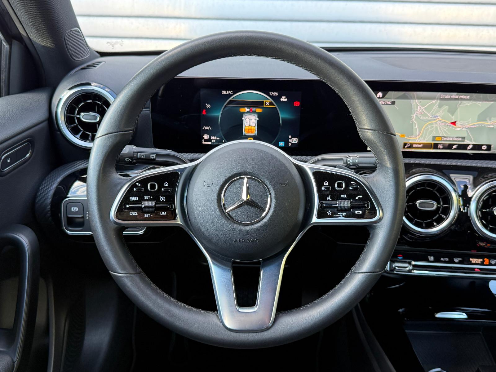 Mercedes-Benz A-Class d Advanced Aut LED SHZ Navi Kamera T-Leder, миниатюра 15