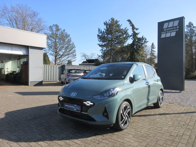 Hyundai i10 1.2 PRIME+8"-NAVI RFK TEMP S.KEY WINTERP. 16