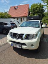 Nissan Pathfinder 3.0 V6 dCi DPF LE 4WD Automatik LE - Nissan Pathfinder: 3.0