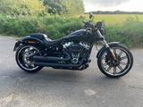 Harley-Davidson Breakout Softtail - HARLEY-DAVIDSON SOFTTAIL